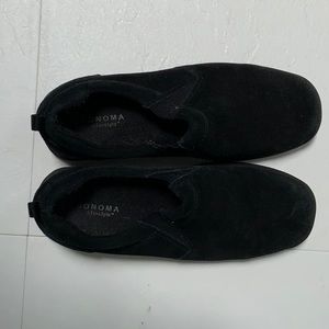 Sonoma.  Black suede.  Size 8.